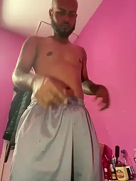 Snapshot of islandvybee55 chatting on February 24, 2026, 2:26 pm islandvybee55 online show from February 24, 2026, 2:26 pm