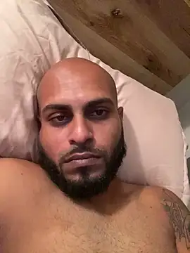 Snapshot of islandvybee55 chatting on February 28, 2026, 1:01 pm islandvybee55 online show from February 28, 2026, 1:01 pm