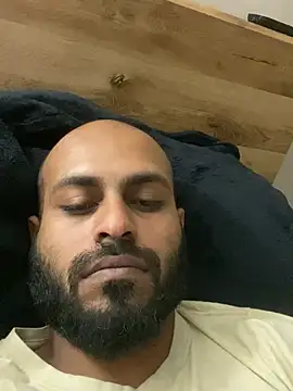 Snapshot of islandvybee55 chatting on March 21, 2026, 12:54 pm islandvybee55 online show from March 21, 2026, 12:54 pm