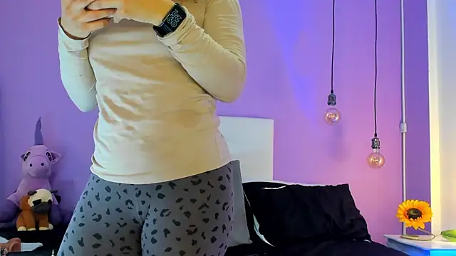 Charlotte11-11 online show from October 11, 2025, 2:26 pm