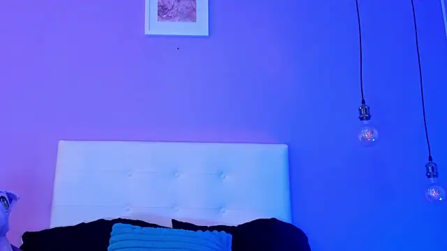 Snapshot of Charlotte11-11 chatting on February 4, 2026, 3:29 pm Charlotte11-11 online show from February 4, 2026, 3:29 pm