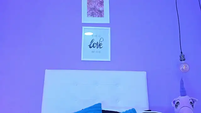 Snapshot of Charlotte11-11 chatting on February 6, 2026, 2:42 pm Charlotte11-11 online show from February 6, 2026, 2:42 pm