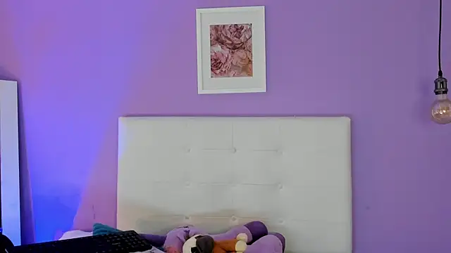 Snapshot of Charlotte11-11 chatting on February 26, 2026, 2:49 pm Charlotte11-11 online show from February 26, 2026, 2:49 pm