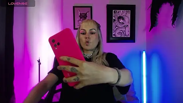 Snapshot of kim_jeins11 chatting on September 12, 2025, 9:04 pm kim jeins11 online show from September 12, 2025, 9:04 pm