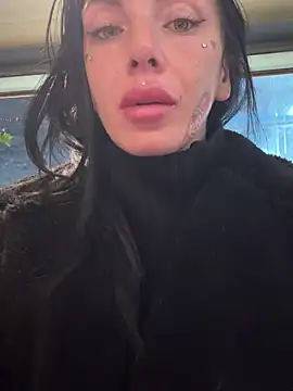 cicciolina online show from February 7, 2025, 8:31 pm