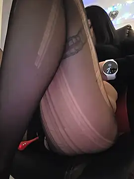 cicciolina online show from January 14, 2026, 1:06 pm