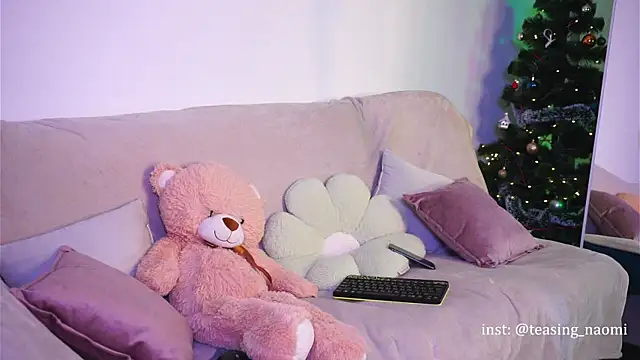 Snapshot of aesthetics__tease chatting on December 23, 2024, 2:35 am aesthetics  tease online show from December 23, 2024, 2:35 am