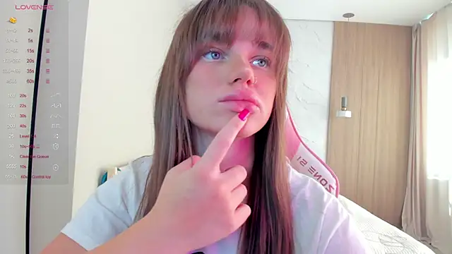 Snapshot of aesthetics__tease chatting on October 20, 2025, 3:18 am aesthetics  tease online show from October 20, 2025, 3:18 am