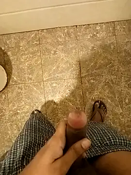 Snapshot of gym_lover076 chatting on March 12, 2025, 6:40 am gym lover076 online show from March 12, 2025, 6:40 am