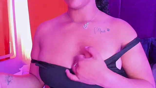Sofi Fox  online show from May 20, 2026, 3:13 am