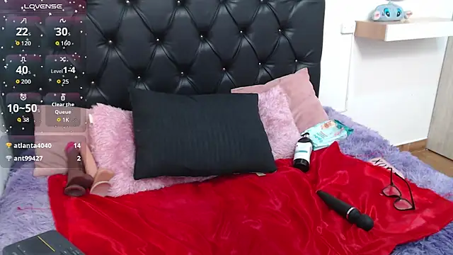 abigail f00x online show from April 25, 2026, 1:41 pm