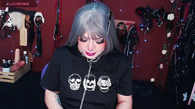 gretahardsex online show from November 25, 2025, 7:36 pm