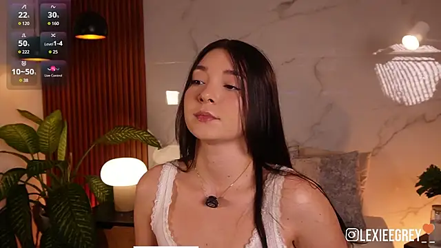 lexiee grey  online show from May 28, 2026, 12:02 pm