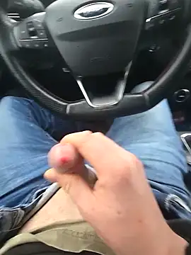 Snapshot of Titanhoott chatting on December 9, 2024, 8:22 am Titanhoott online show from December 9, 2024, 8:22 am