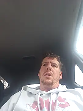 Titanhoott online show from November 29, 2025, 11:02 am