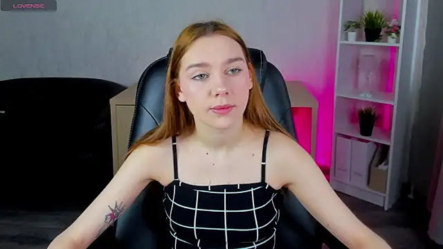 Lesi Moonie01 online show from February 4, 2025, 8:13 am