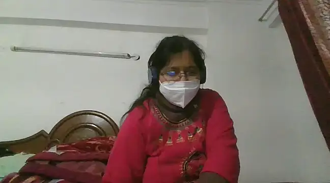 Snapshot of cutiecatty21 chatting on December 31, 2024, 4:57 pm cutiecatty21 online show from December 31, 2024, 4:57 pm