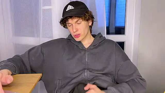 alyx garden online show from April 19, 2026, 5:34 pm