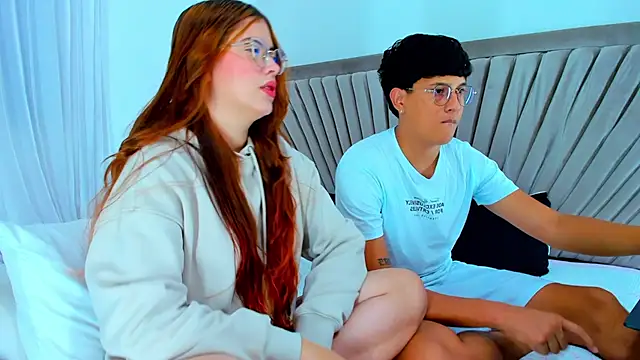 Snapshot of kittyandrick chatting on March 18, 2025, 11:20 pm kittyandrick online show from March 18, 2025, 11:20 pm