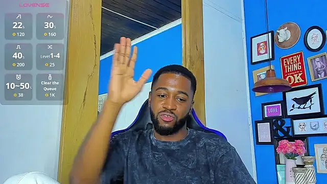 Drake Nassir4 online show from October 7, 2025, 9:12 pm