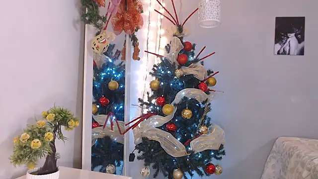 Snapshot of Kimandyuk chatting on December 27, 2024, 1:53 am Kimandyuk online show from December 27, 2024, 1:53 am