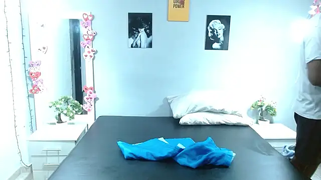 Snapshot of Kimandyuk chatting on March 11, 2025, 1:37 am Kimandyuk online show from March 11, 2025, 1:37 am