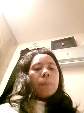 Snapshot of doggiepossession chatting on February 16, 2025, 2:54 pm doggiepossession online show from February 16, 2025, 2:54 pm