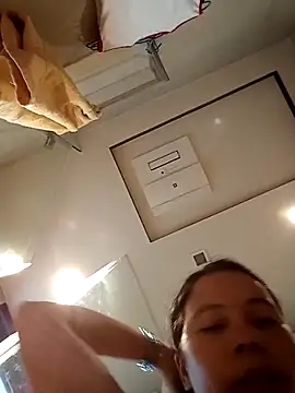 Snapshot of doggiepossession chatting on September 15, 2025, 5:07 am doggiepossession online show from September 15, 2025, 5:07 am