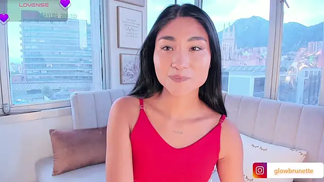 Megan Lim online show from February 13, 2025, 4:39 pm