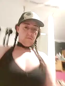 Boo-boo kittyfux online show from October 28, 2025, 4:42 pm