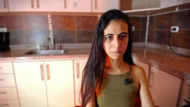 anna alvarez online show from October 5, 2025, 11:41 am