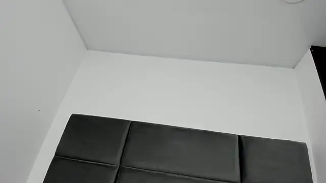 Lizz Luna online show from October 14, 2025, 2:18 pm