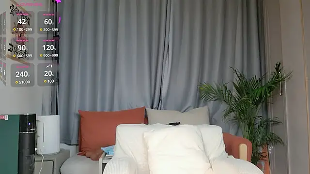 Snapshot of Youth3_ chatting on January 8, 2025, 9:53 am Youth3  online show from January 8, 2025, 9:53 am