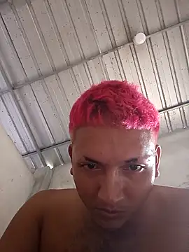 Snapshot of BingedHearts chatting on February 1, 2026, 9:02 pm BingedHearts online show from February 1, 2026, 9:02 pm