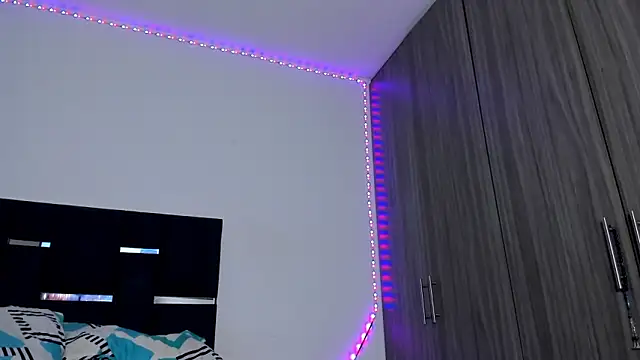 Snapshot of Kristen_dollts chatting on January 22, 2025, 10:15 pm Kristen dollts online show from January 22, 2025, 10:15 pm