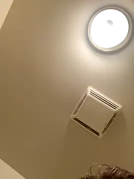 Tonybaloney1972 online show from December 4, 2025, 11:35 pm