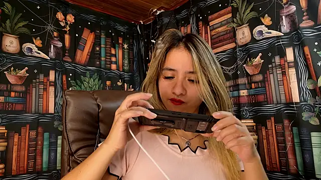 julietta   jackson online show from January 22, 2025, 8:28 pm