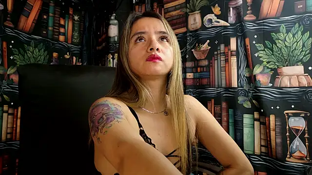 julietta   jackson online show from February 18, 2025, 8:03 pm