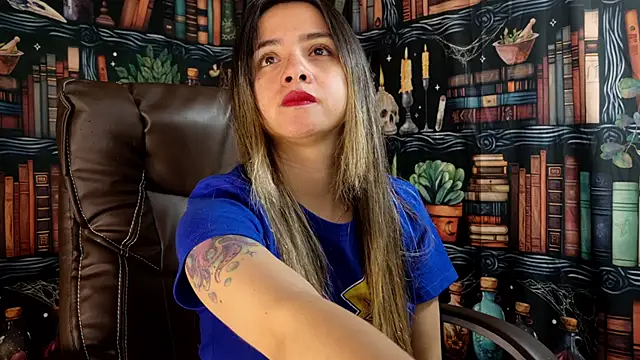 julietta   jackson online show from September 13, 2025, 7:57 pm