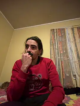 Snapshot of wolfwhite95 chatting on February 3, 2026, 10:15 pm wolfwhite95 online show from February 3, 2026, 10:15 pm