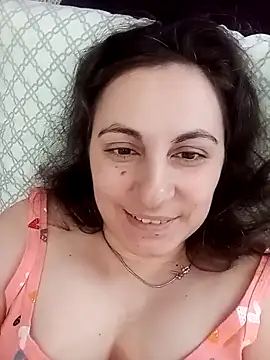 ShelaDiass online show from April 17, 2026, 9:12 am