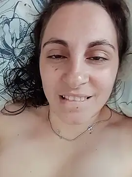 ShelaDiass online show from May 25, 2026, 5:57 am