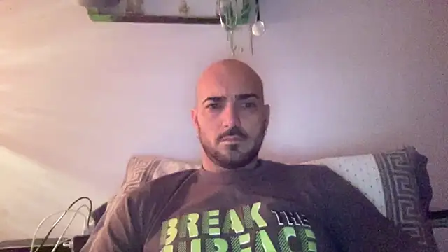 alessandromori91 online show from December 21, 2025, 12:51 am