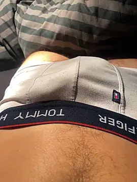 Snapshot of enzomlt chatting on January 8, 2025, 9:55 pm enzomlt online show from January 8, 2025, 9:55 pm