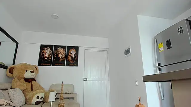 smit hot sr online show from February 1, 2025, 7:44 pm