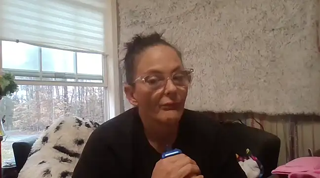 TopazVixen online show from March 5, 2025, 2:23 pm