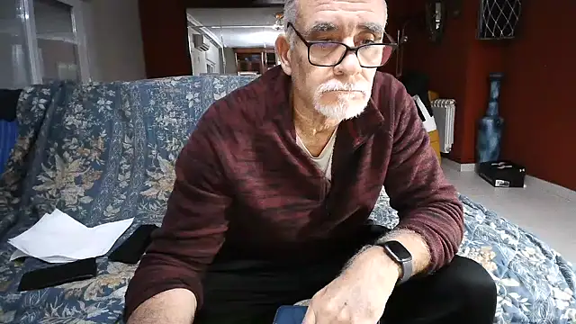 maduroguapo online show from January 18, 2025, 10:39 pm