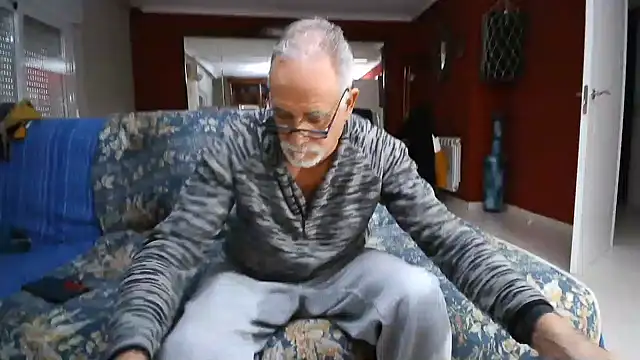 maduroguapo online show from January 29, 2025, 4:52 pm