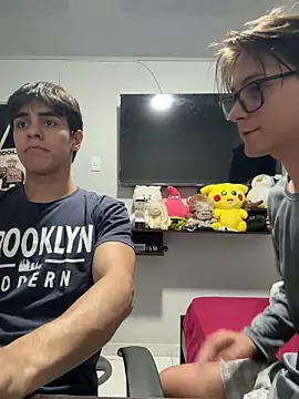 Alex and Fabian online show from May 22, 2026, 3:35 am