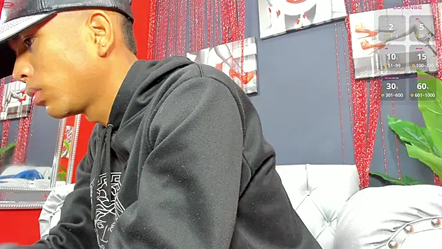 Snapshot of Hotkoljeixxx chatting on March 2, 2025, 4:07 am Hotkoljeixxx online show from March 2, 2025, 4:07 am